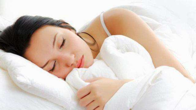 how to sleep well at night naturally